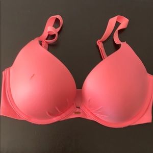Victoria Secret Bra 32D push up